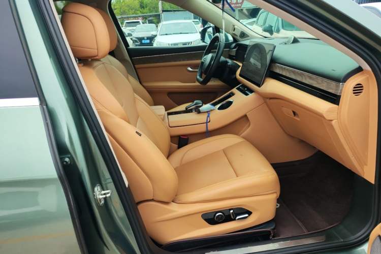 Used Hima AITO M5 2022 Extended-Range Four-Wheel Drive Flagship Edition Right Front Seat
