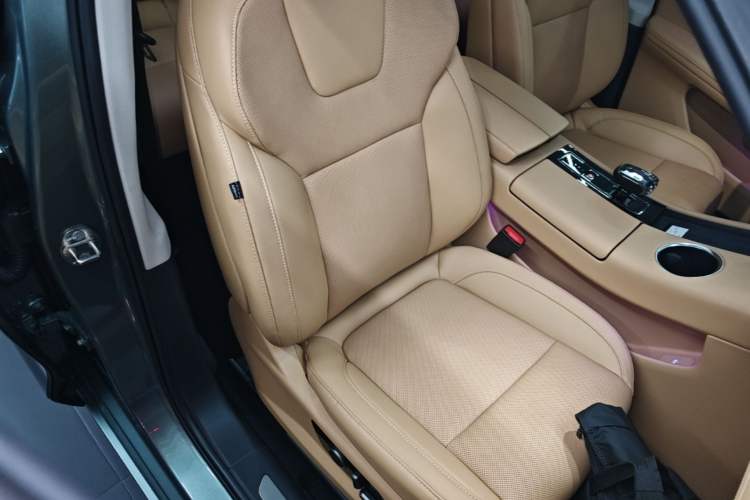 Used Hima AITO M5 2022 Extended-Range Four-Wheel Drive Flagship Edition Right Front Seat