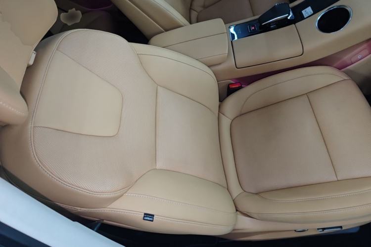Used Hima AITO M5 2022 Range-Extended Rear-Drive Standard Version Right Front Seat