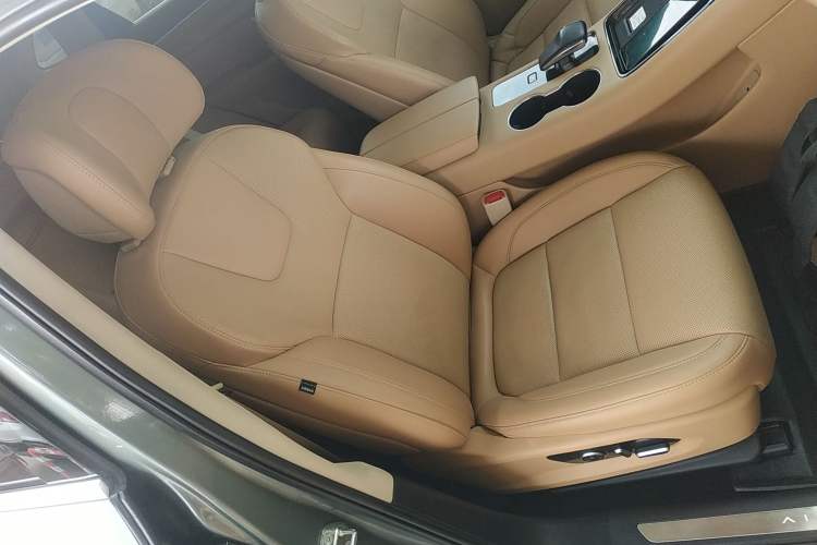 Used Hima AITO M5 2022 Pure Electric Rear-Drive Standard Edition Right Front Seat
