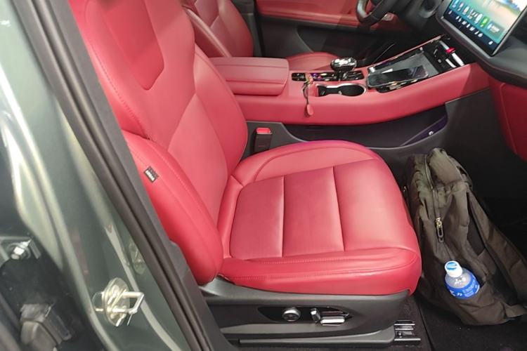 Used Hima AITO M5 2022 Pure Electric All-Wheel-Drive Performance Edition Right Front Seat