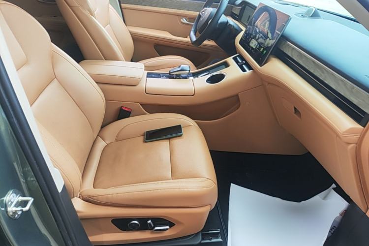 Used Hima AITO M5 2022 Extended-Range Four-Wheel Drive Performance Version Right Front Seat