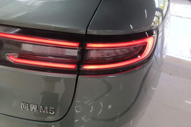 Used Hima AITO M5 2022 Range-Extended Rear-Drive Standard Version Right Rear Taillight