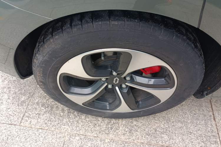 Used Hima AITO M5 2022 Range-Extended Rear-Drive Standard Version Right Rear Wheel Hub