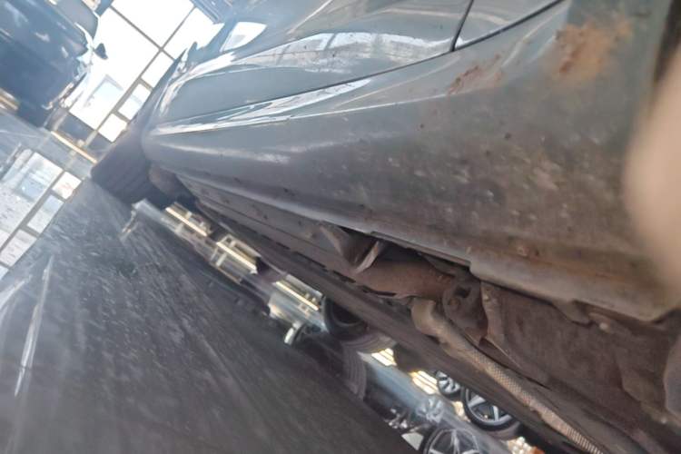 Used Hima AITO M5 2022 Extended-Range Four-Wheel Drive Ultimate Edition Right Side Sill