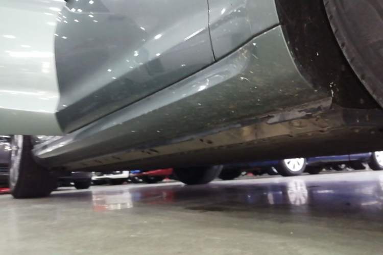 Used Hima AITO M5 2022 Pure Electric Rear-Drive Standard Edition Right Side Sill