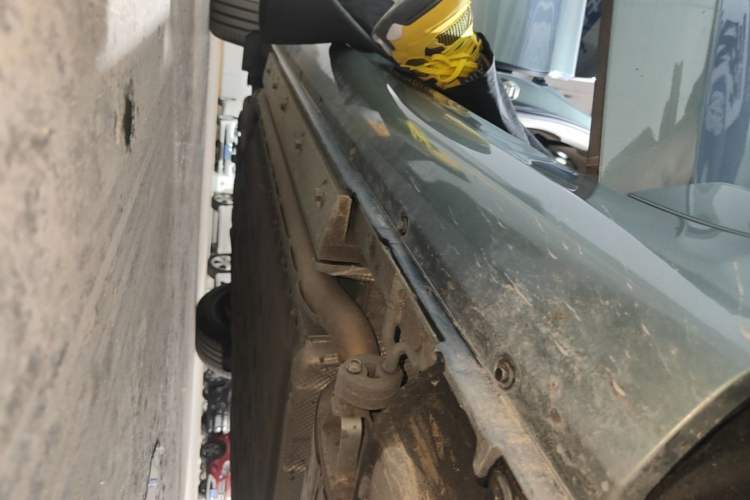 Used Hima AITO M5 2022 Extended-Range Four-Wheel Drive Flagship Edition Right Side Sill