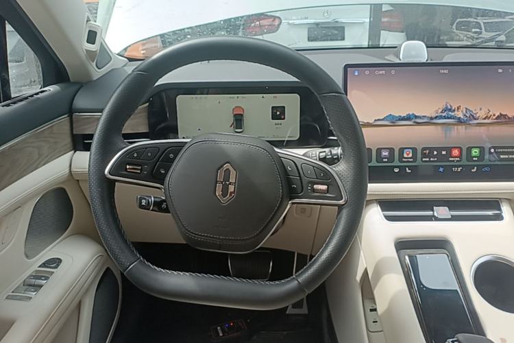 Used Hima AITO M5 2022 Pure Electric All-Wheel-Drive Performance Edition Steering Wheel
