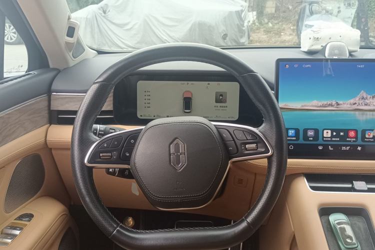Used Hima AITO M5 2022 Extended-Range Four-Wheel Drive Ultimate Edition Steering Wheel