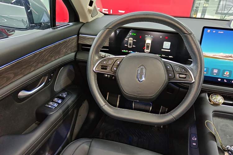 Used Hima AITO M5 2022 Extended-Range Four-Wheel Drive Performance Version Steering Wheel