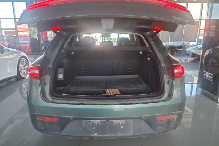 Used Hima AITO M5 2022 Extended-Range Four-Wheel Drive Ultimate Edition Trunk