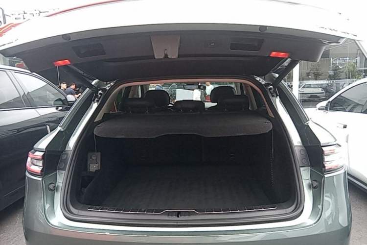 Used Hima AITO M5 2022 Extended-Range Four-Wheel Drive Flagship Edition Trunk
