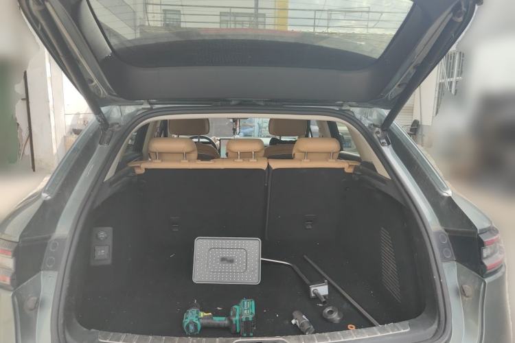 Used Hima AITO M5 2022 Range-Extended Rear-Drive Standard Version Trunk