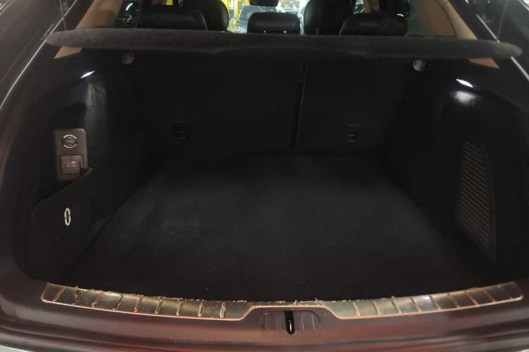Used Hima AITO M5 2022 Range-Extended Rear-Drive Standard Version Trunk