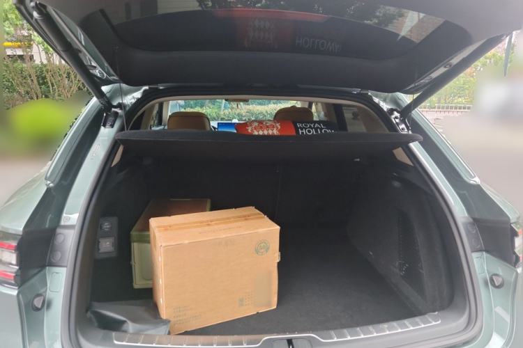 Used Hima AITO M5 2022 Range-Extended Rear-Drive Standard Version Trunk
