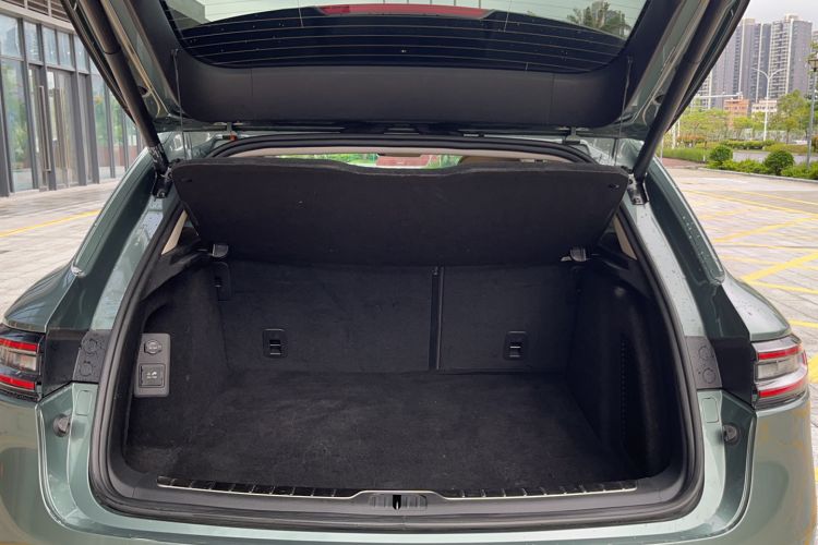 Used Hima AITO M5 2022 Range-Extended Rear-Drive Standard Version Trunk
