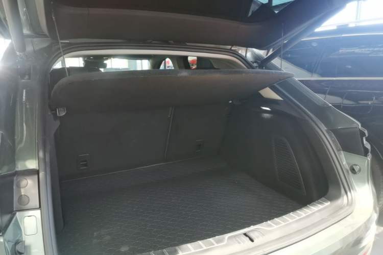 Used Hima AITO M5 2022 Extended-Range Four-Wheel Drive Performance Version Trunk