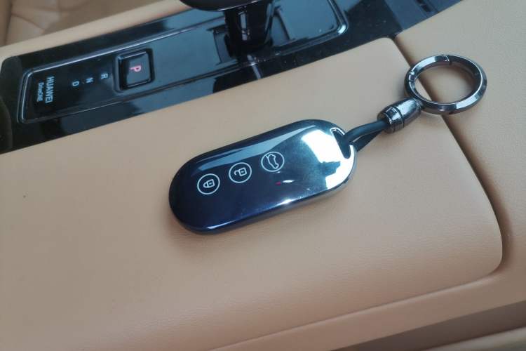 Used Hima AITO M5 2022 Extended-Range Four-Wheel Drive Ultimate Edition Vehicle Key