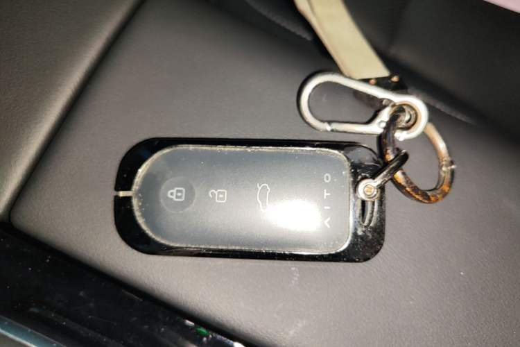 Used Hima AITO M5 2022 Extended-Range Four-Wheel Drive Performance Version Vehicle Key