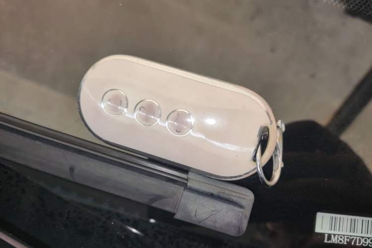 Used Hima AITO M5 2022 Extended-Range Four-Wheel Drive Ultimate Edition Vehicle Key