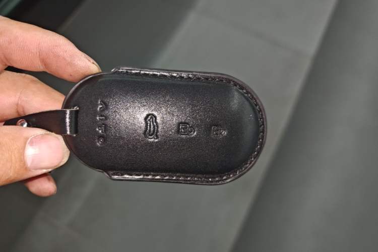 Used Hima AITO M5 2022 Extended-Range Four-Wheel Drive Flagship Edition Vehicle Key