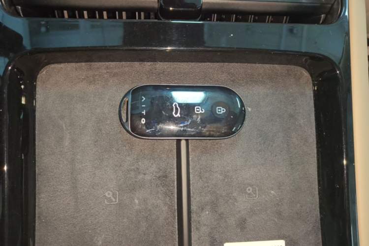 Used Hima AITO M5 2022 Pure Electric Rear-Drive Standard Edition Vehicle Key