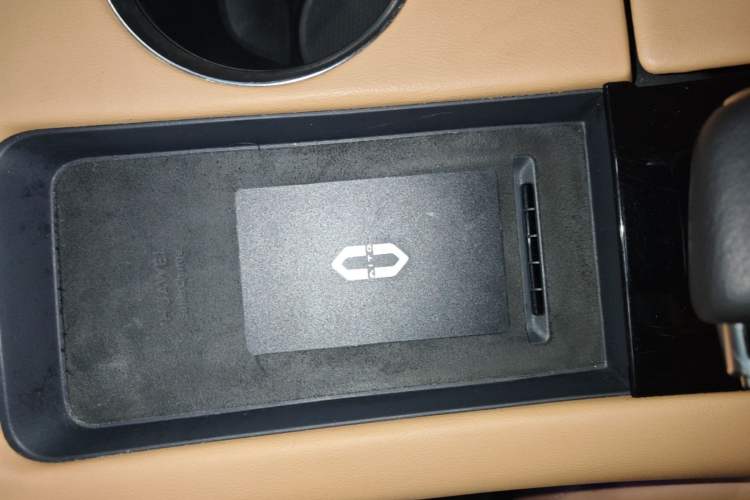 Used Hima AITO M5 2022 Extended-Range Four-Wheel Drive Ultimate Edition Vehicle Key