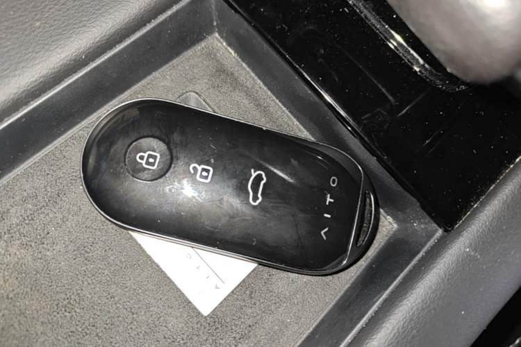 Used Hima AITO M5 2022 Extended-Range Four-Wheel Drive Ultimate Edition Vehicle Key