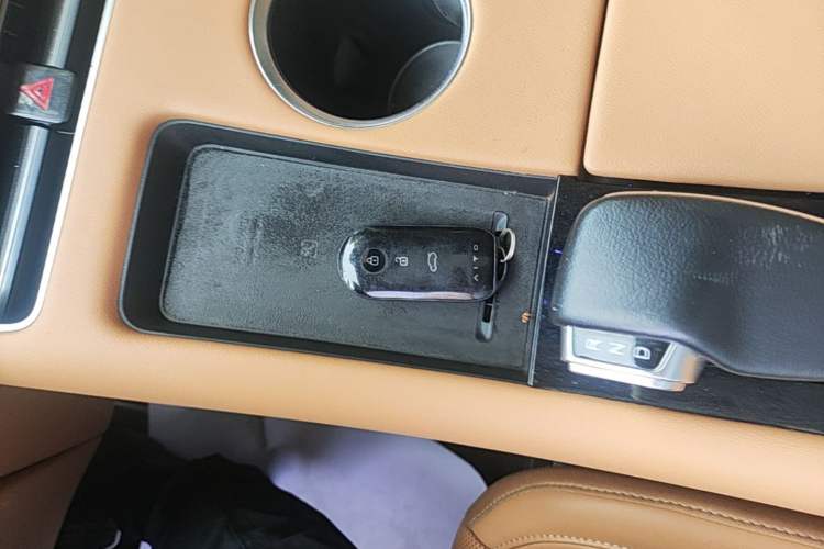 Used Hima AITO M5 2022 Extended-Range Four-Wheel Drive Performance Version Vehicle Key