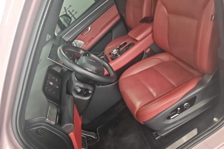 Used Hima AITO M5 2022 Pure Electric All-Wheel-Drive Performance Edition Left Front Seat