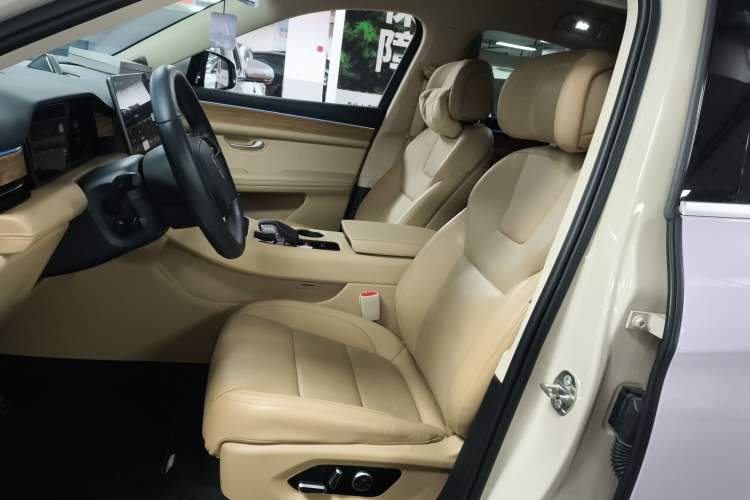 Used Hima AITO M5 2022 Pure Electric Rear-Drive Standard Edition Left Front Seat
