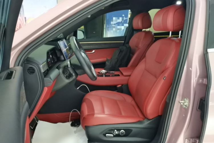 Used Hima AITO M5 2022 Pure Electric All-Wheel-Drive Performance Edition Left Front Seat