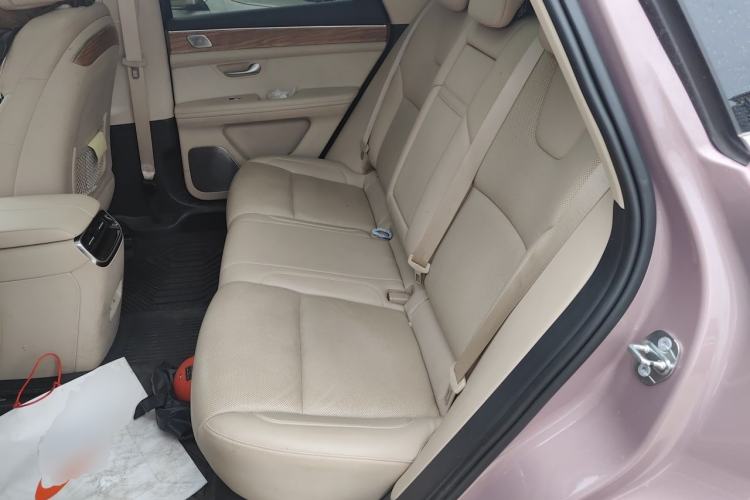 Used Hima AITO M5 2022 Pure Electric All-Wheel-Drive Performance Edition Left Rear Seat