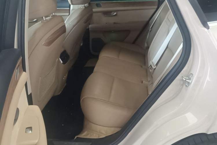 Used Hima AITO M5 2022 Pure Electric Rear-Drive Standard Edition Left Rear Seat
