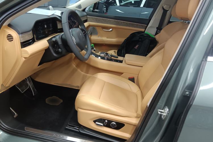 Used Hima AITO M5 2022 Extended-Range Four-Wheel Drive Ultimate Edition Left Front Seat