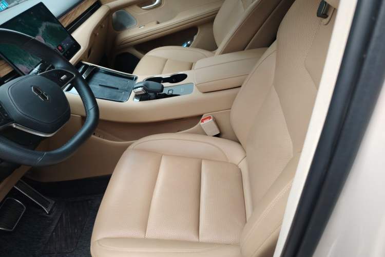 Used Hima AITO M5 2022 Pure Electric Rear-Drive Standard Edition Left Front Seat