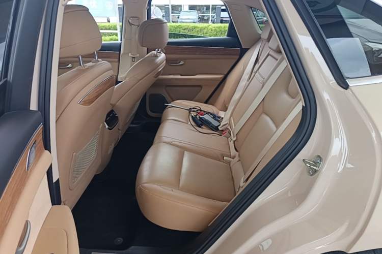 Used Hima AITO M5 2022 Pure Electric All-Wheel-Drive Performance Edition Left Rear Seat