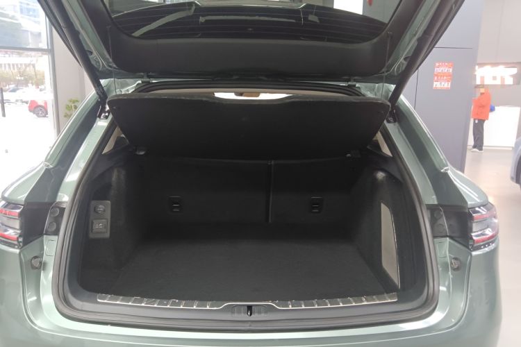 Used Hima AITO M5 2022 Extended-Range Four-Wheel Drive Ultimate Edition Trunk