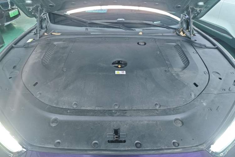 Used Hima AITO M5 2022 Extended-Range Four-Wheel Drive Performance Version Engine Bay