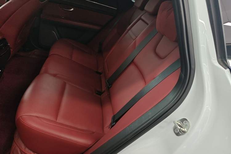 Used Hima AITO M5 2022 Pure Electric Rear-Drive Standard Edition Left Rear Seat