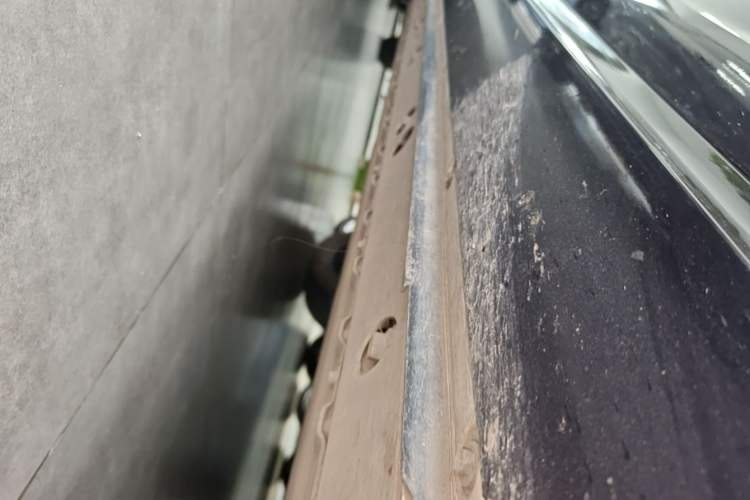 Used Hima AITO M5 2022 Pure Electric Rear-Drive Standard Edition Right Side Sill
