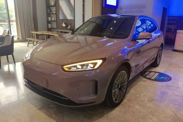 Ojetý Hima AITO M5 2022 Pure Electric All-Wheel-Drive Performance Edition