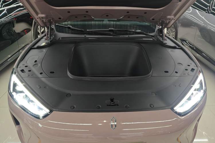 Used Hima AITO M5 2022 Pure Electric All-Wheel-Drive Performance Edition Engine Bay