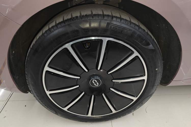 Used Hima AITO M5 2022 Pure Electric All-Wheel-Drive Performance Edition Exterior 1