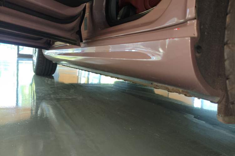 Used Hima AITO M5 2022 Pure Electric All-Wheel-Drive Performance Edition Left Side Sill