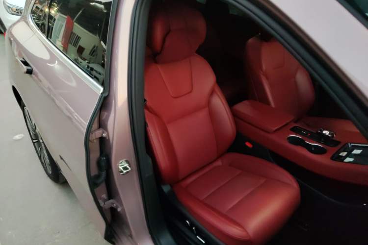 Used Hima AITO M5 2022 Pure Electric All-Wheel-Drive Performance Edition Right Front Seat