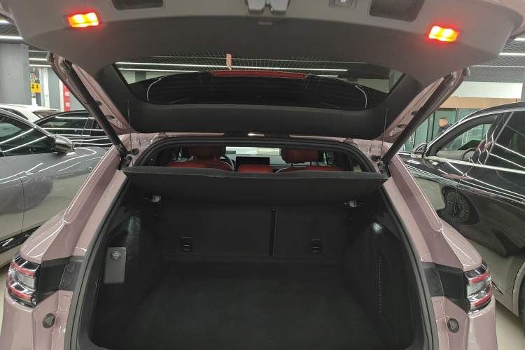 Used Hima AITO M5 2022 Pure Electric All-Wheel-Drive Performance Edition Trunk