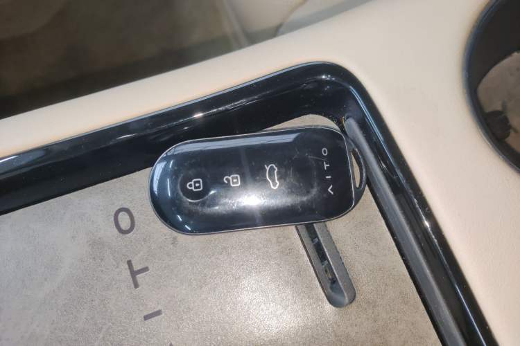 Used Hima AITO M5 2022 Pure Electric Rear-Drive Standard Edition Vehicle Key