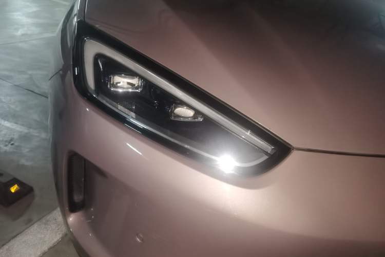 Used Hima AITO M5 2022 Pure Electric Rear-Drive Standard Edition Right Front Headlight