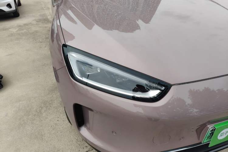 Used Hima AITO M5 2022 Pure Electric All-Wheel-Drive Performance Edition Right Front Headlight